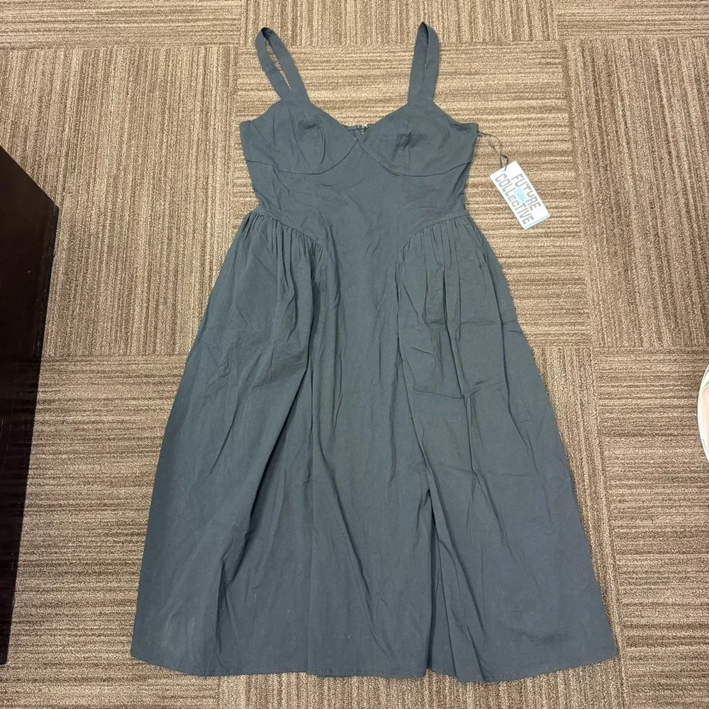 Future Collective Chic Black Structured Midi Dress with Pockets - Picture 1 of 11